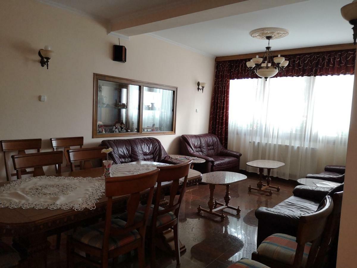 Julia Panzio Bed & Breakfast Hajduszoboszlo Bagian luar foto